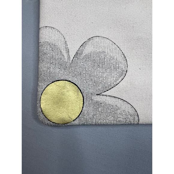 Marc Jacobs Daisy Canvas Cosmetic Bag Pouch 5x4 in Excellent Condition - Picture 4 of 6